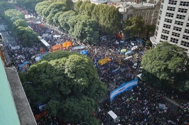 Protesta de las CGT y las CTA