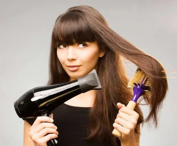 pelo largo con secador