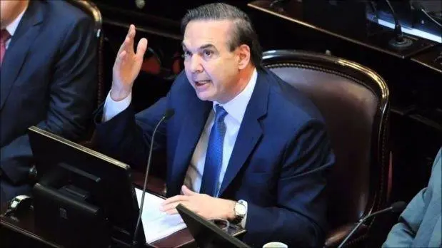 El macrismo habra pactado con el PJ FpV, bloque que lidera Miguel Pichetto en el Senado, para que los pliegos sean aprobados