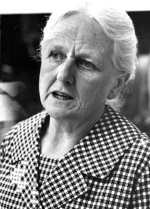 Joan Robinson.