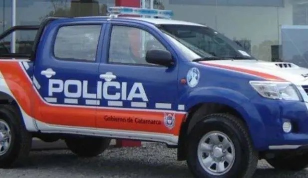 La polica de Catamarca busca a quien sera la madre de las bebas