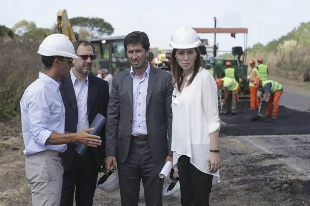 Cenzn y Vidal, supervisando las obras en ruta