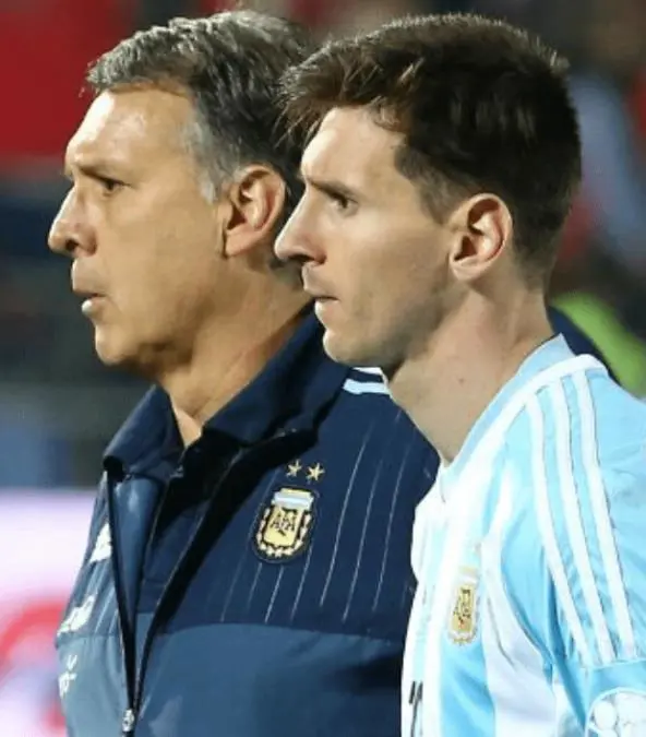 El Tata y Messi, disconformes con AFA