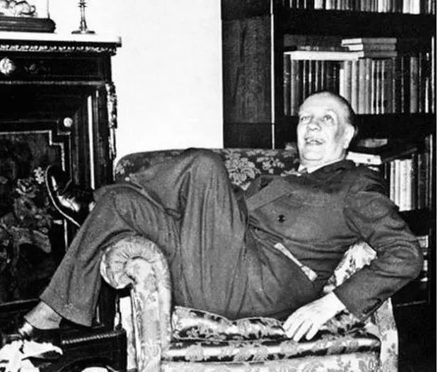 Jorge Luis Borges