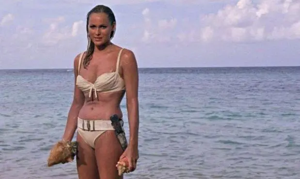 ursula andress