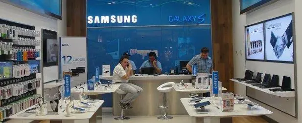 Samsung store