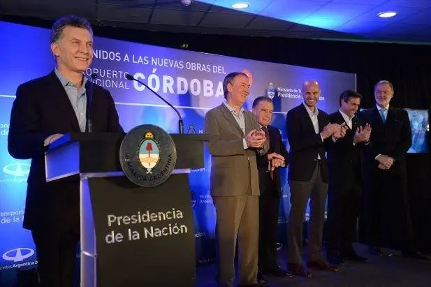 Mauricio MAcri