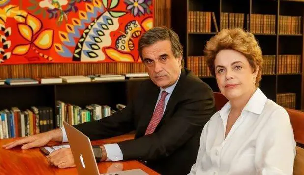 Jos Eduardo Cardozo y Dilma Rousseff