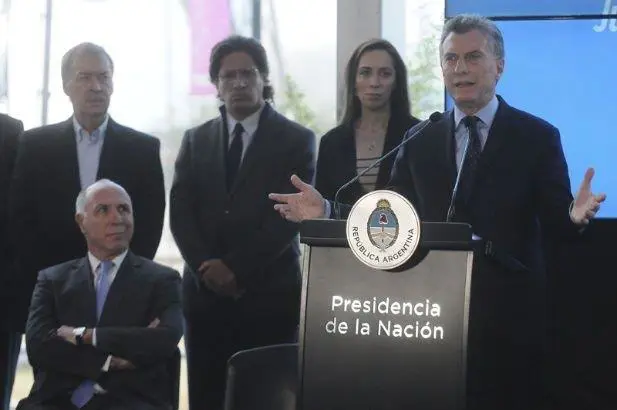 Macri, junto a parte de su Gabinete y la gobernadora Vidal, cuando present el programa 'Argentina sin narcotrfico'