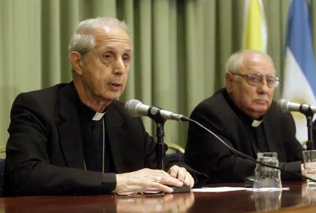 El cardenal Mario Poli, durante el anuncio de la Conferencia Episcopal.