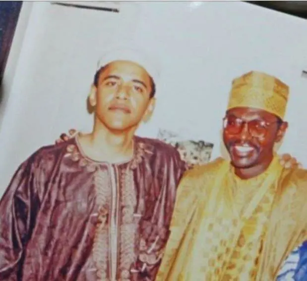 Barack y Malik Obama