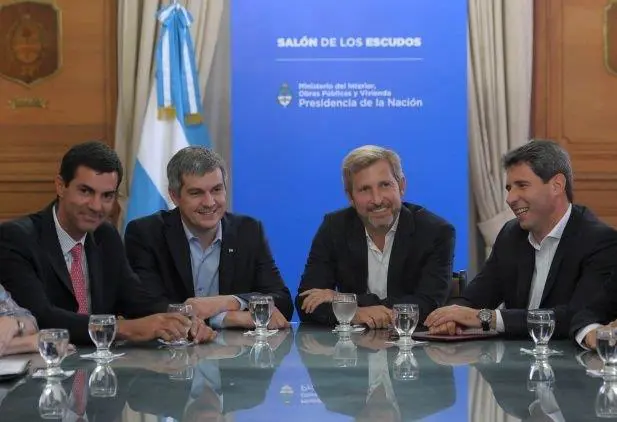 Pea y Frigerio con los gobernadores del justicialismo.