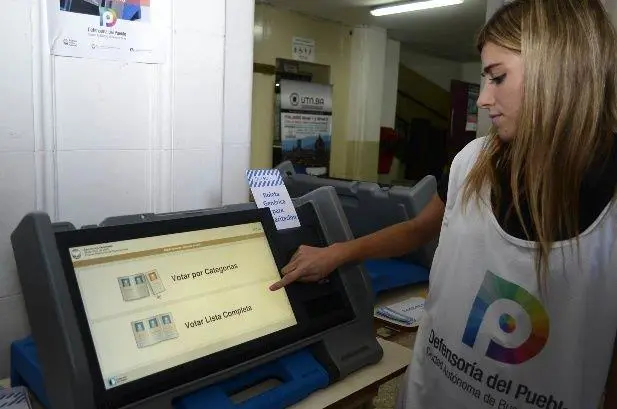 El voto electrnico gener polmica entre los candidatos porteos