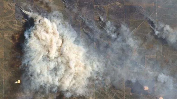 Imagen satelital aportada por la Nasa que muestra los incendios en La Pampa