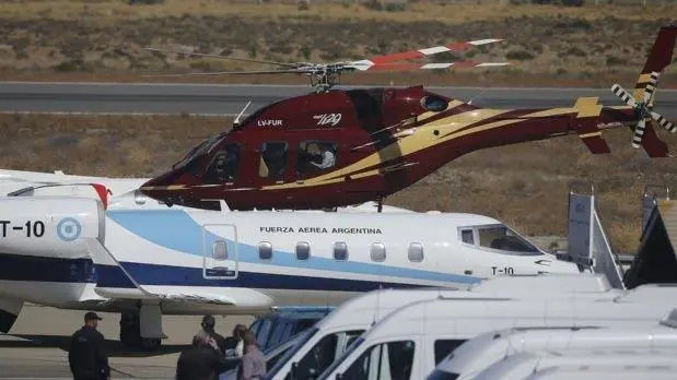 Macri en el helicptero de Lewis, cuando lo traslad a Lago Escondido