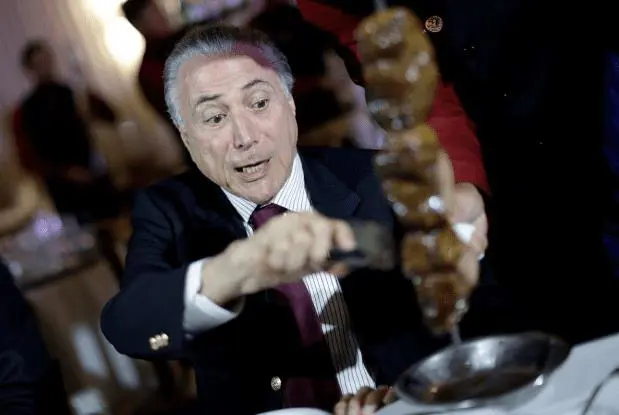 Temer invit a comer 'carne brasilea' a embajadores de varios pases importadores para tratar de tapar el escndalo