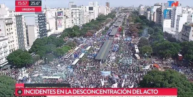 La gente no descomprimi inmediatamente 9 de Julio y se qued reclamando por la fecha del paro