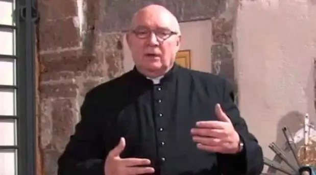 Padre Carlos Buela