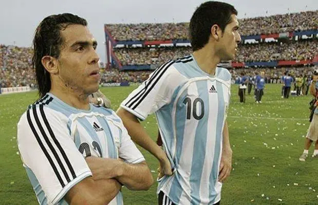 Tevez y Riquelme