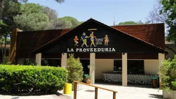 alt title la proveeduria carilo