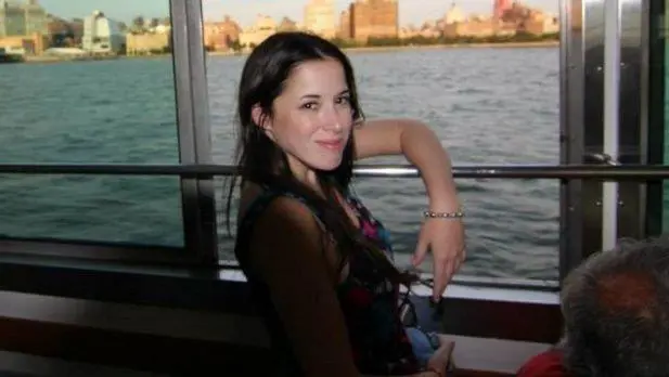 alt title carla vallejo