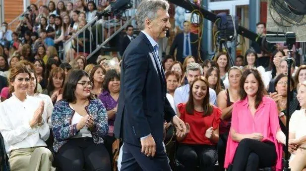 alt title mauricio macri dia de la mujer