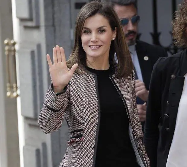 alt title letizia