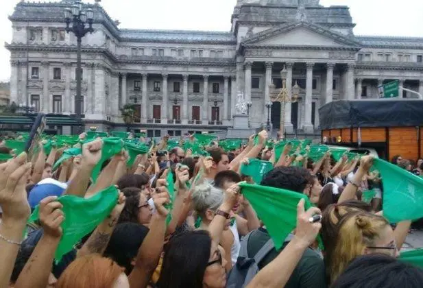 alt title aborto congreso