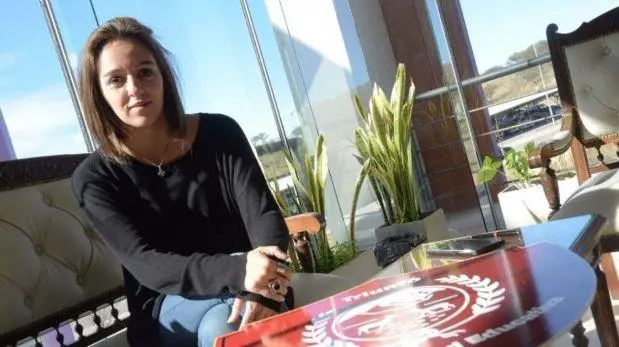 alt title natalia spinuzza