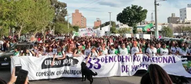 alt title marcha