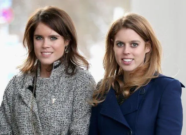 Las princesas Eugenie y Beatrice quedaron en un segundo plano.