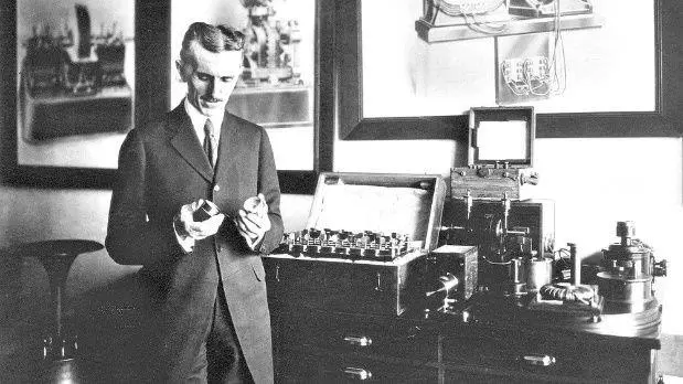 alt title tesla