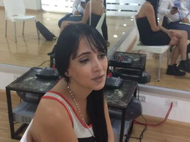 XimenaSurez no pudo volver a su trabajo. Ahora es modelo.