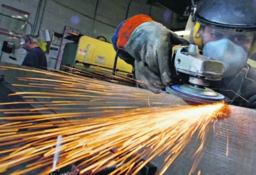 La cada en la industria acumula 11 meses.